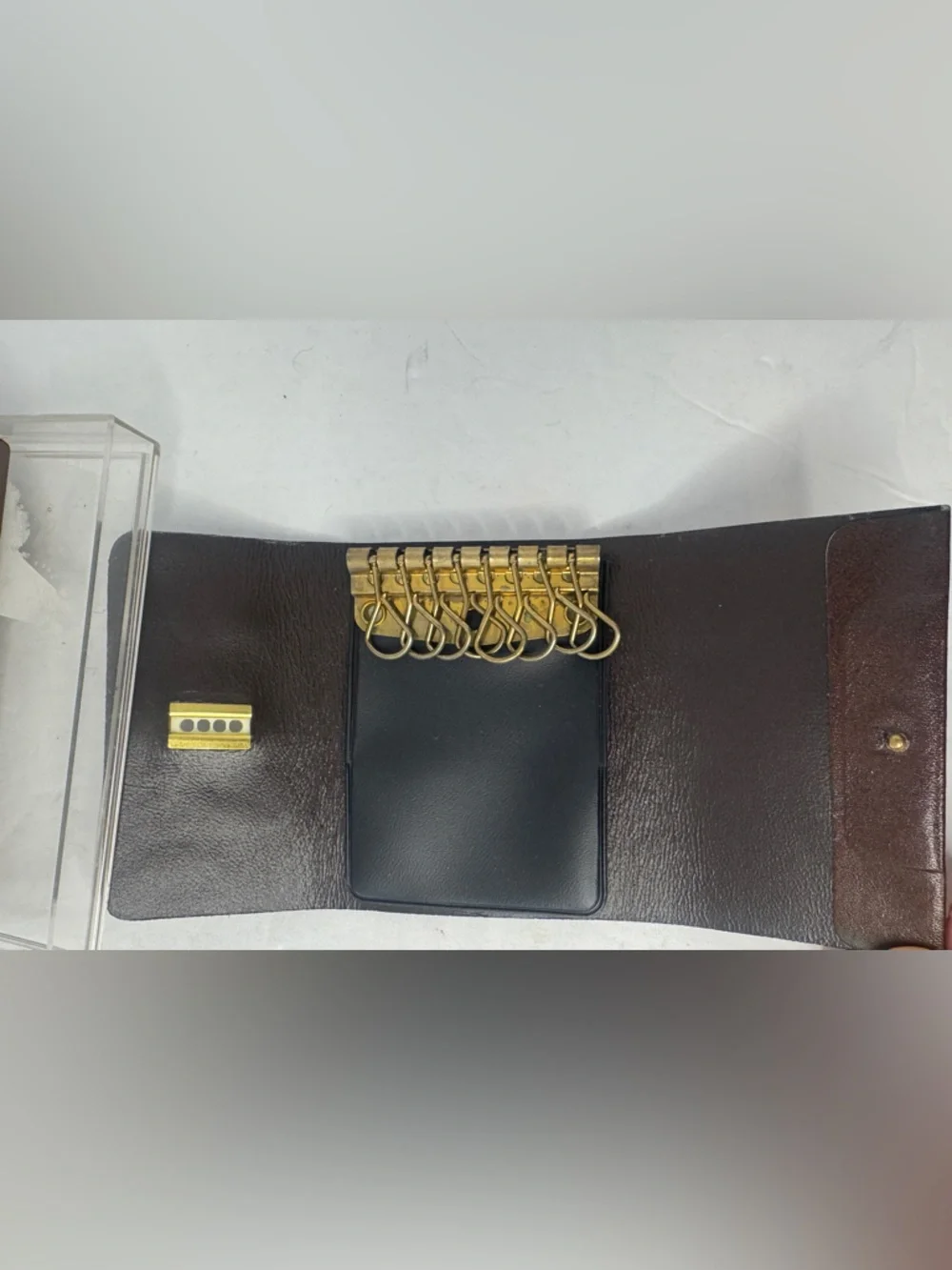 NEW Amity Leather Key Case Brown Cowhide Vintage Key Holder w/ Box